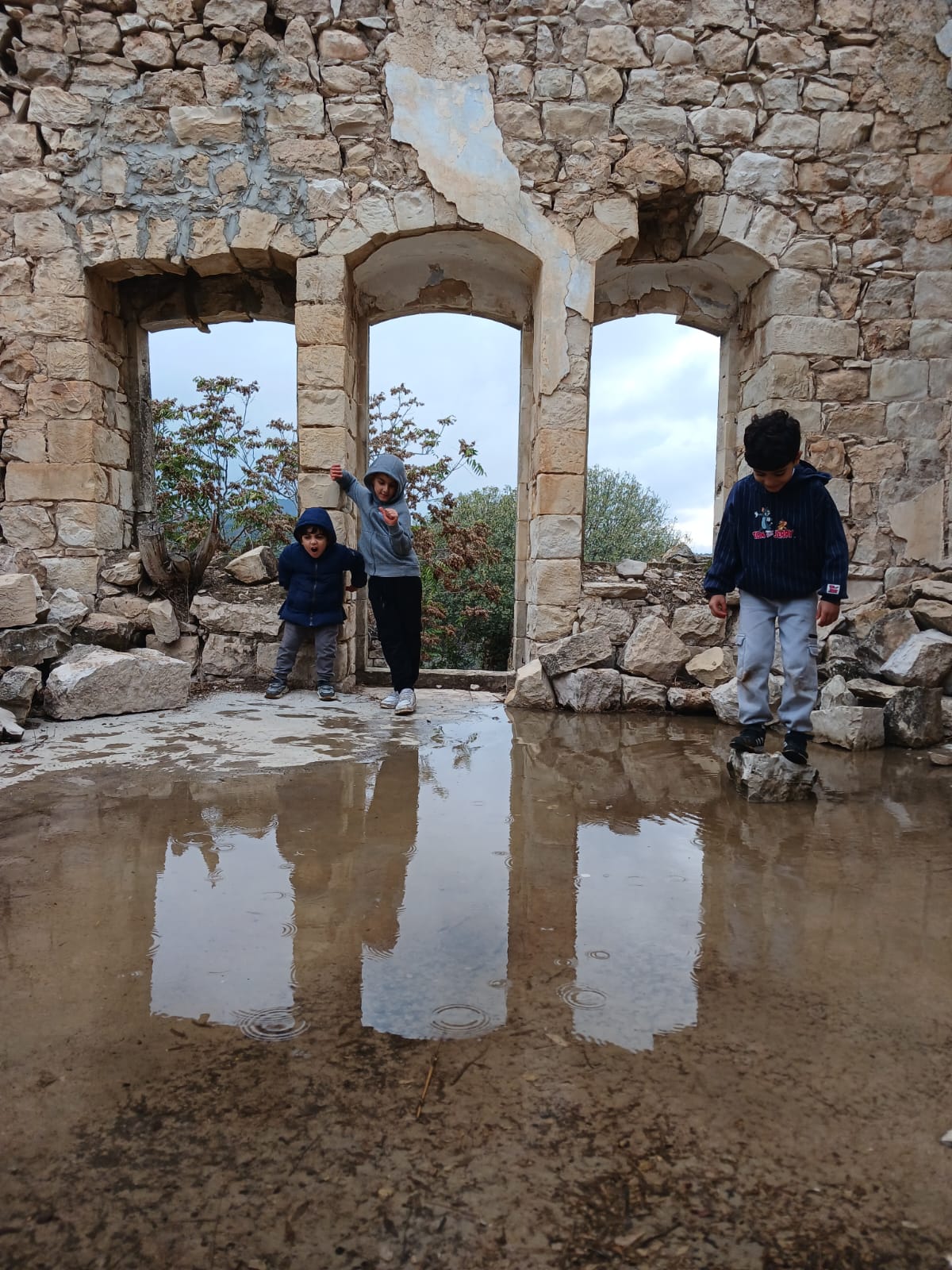 صورة من المخيم 1